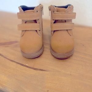Toddler size 5 wonder nation boots- worn twice